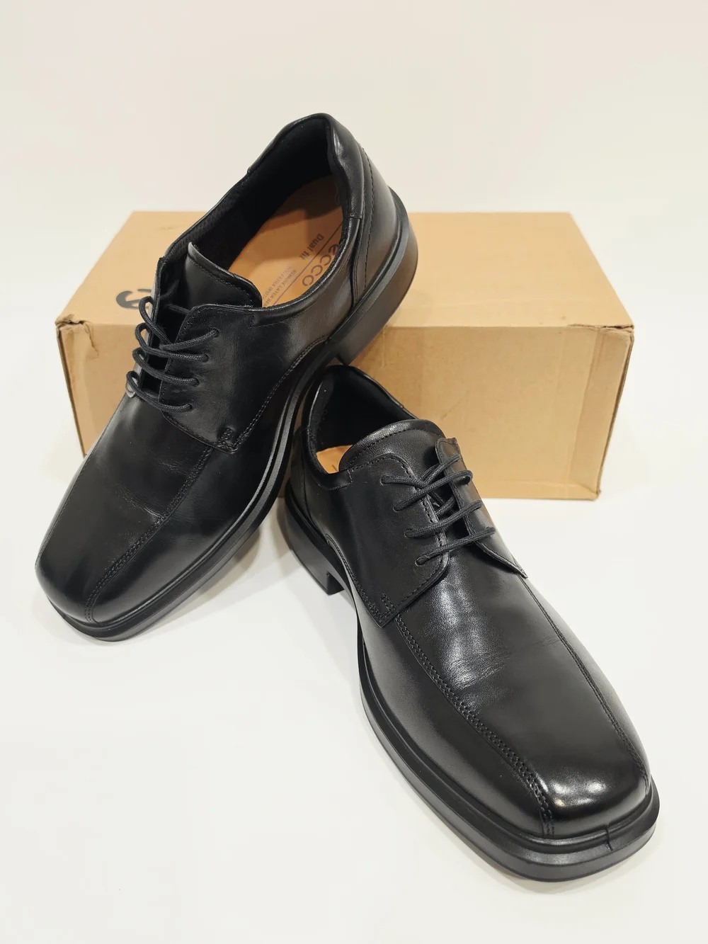 Ecco Helsinki 2 Derby Black Leather Men's Derby Dress Shoes EU 42/US 8-8.5